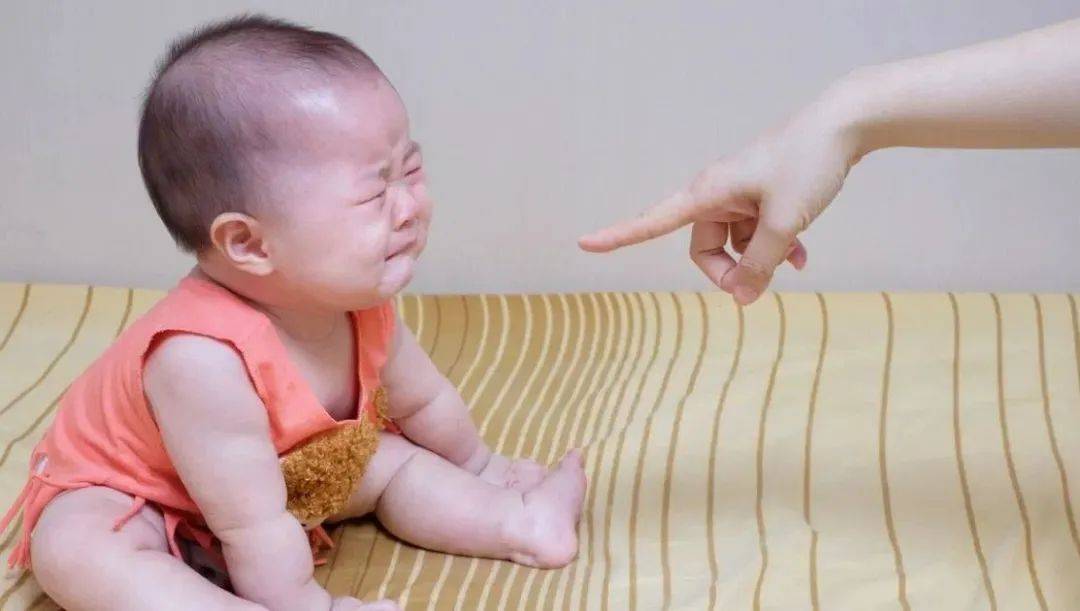 迈瑞医疗：“都是他们的错！”