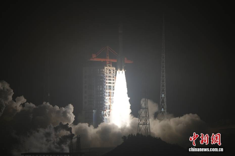 中国成功发射卫星互联网低轨卫星