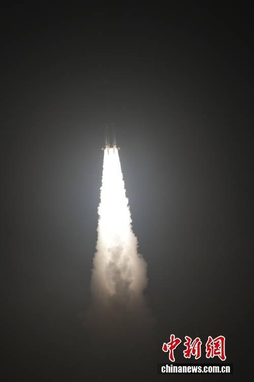 中国成功发射卫星互联网低轨卫星